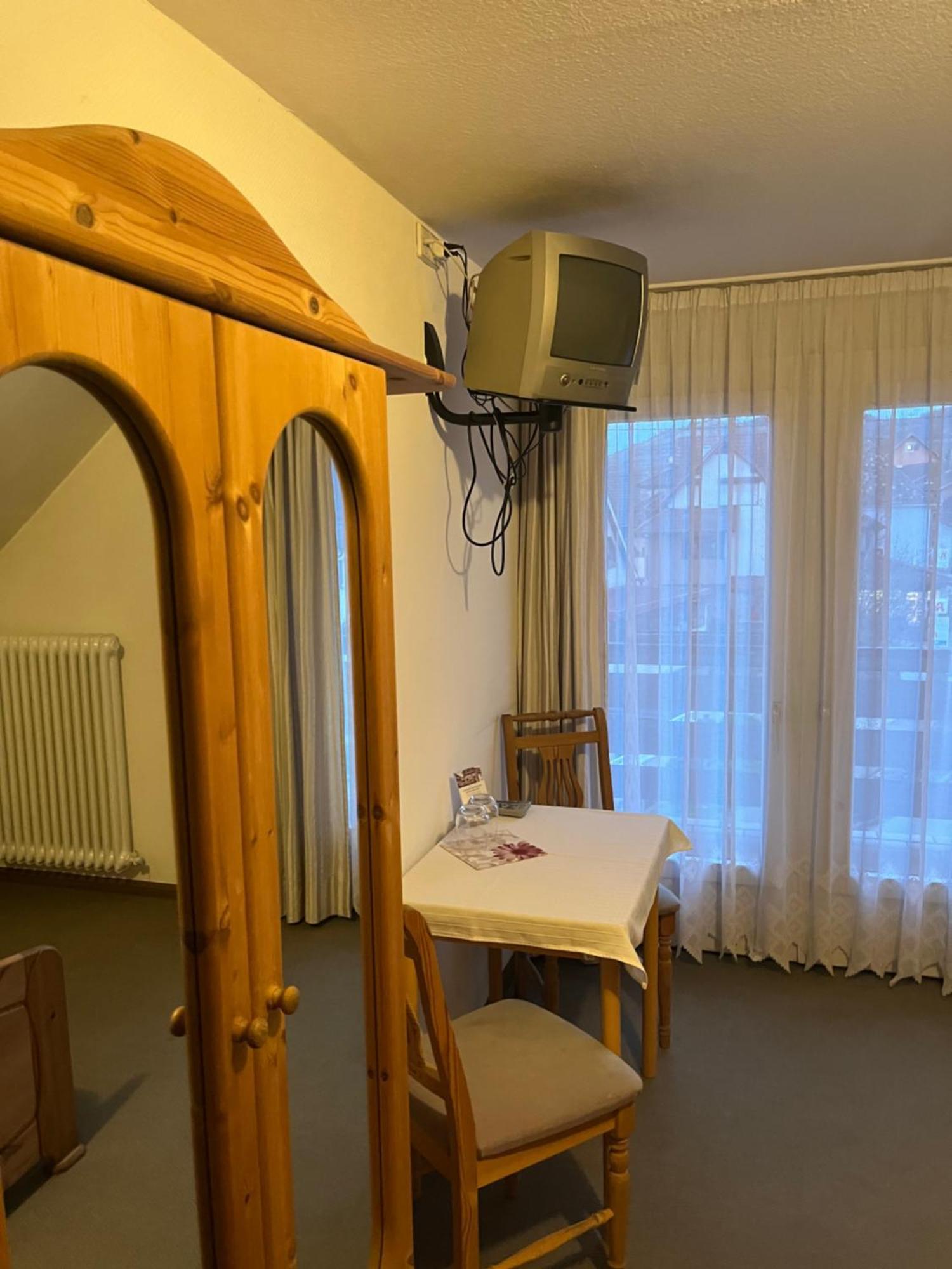 Gasthaus Baeren Niederrotweil 외부 사진